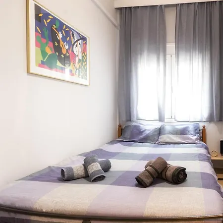 Renovated Penthouse In The Center Of *