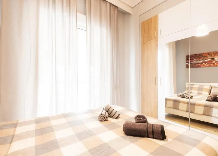 Renovated Penthouse In The Center Of Larissa